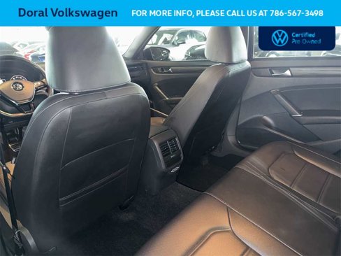 Certified 2021 Volkswagen Passat 2.0T R-Line image 23