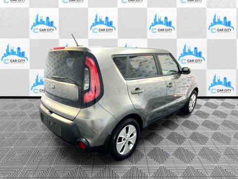 Used 2016 Kia Soul image 11