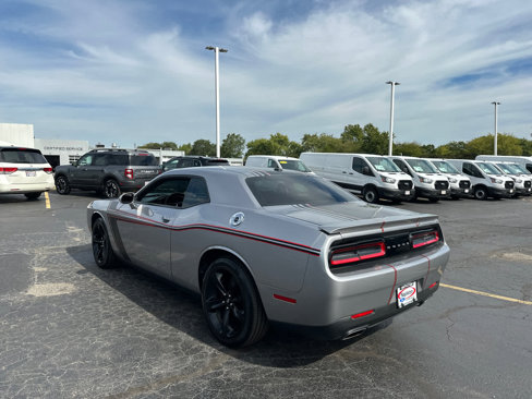 Used 2015 Dodge Challenger SXT w/ Super Sport Group (SS/T) image 6