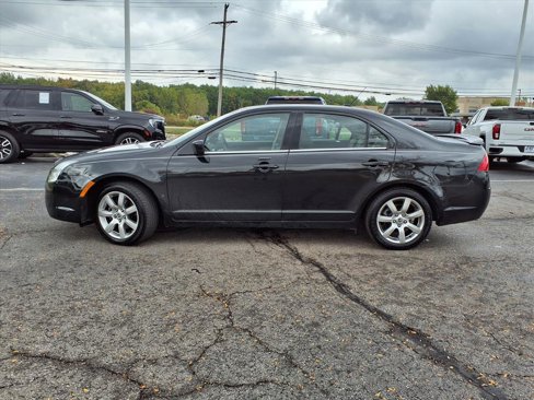 Used 2011 Mercury Milan Premier image 2