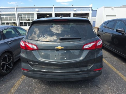 Used 2020 Chevrolet Equinox LS image 5