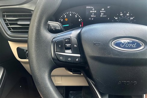 Used 2020 Ford Escape SE image 17