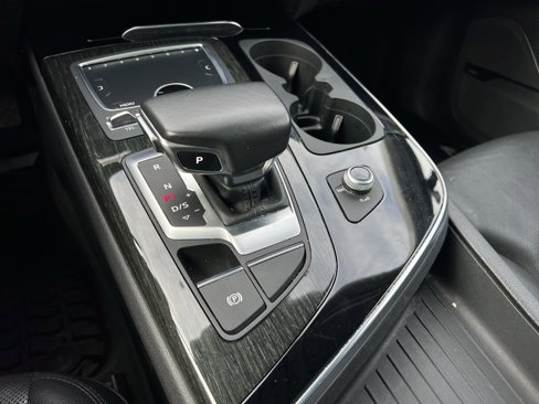 Used 2019 Audi Q7 3.0T Premium Plus w/ Premium Plus Package image 19