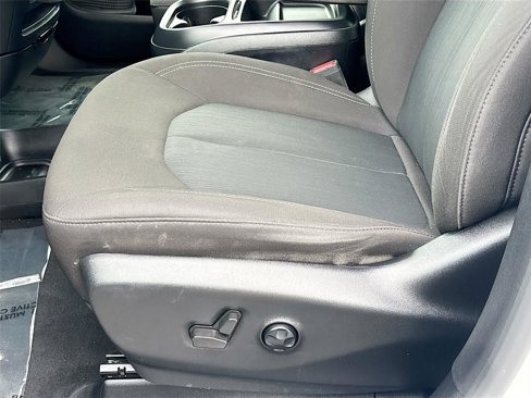 Used 2021 Chrysler Pacifica Touring w/ S Appearance Package image 21