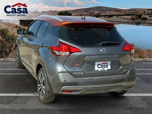 Used 2020 Nissan Kicks SR w/ SR Premium Package image 4