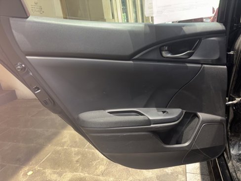 Used 2018 Honda Civic Sport image 15