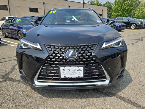 Used 2019 Lexus UX 250h image 2