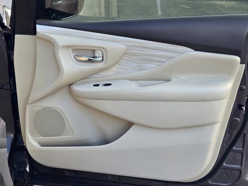Used 2015 Nissan Murano S w/ Navigation Package image 4