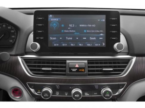 Used 2018 Honda Accord EX-L image 10
