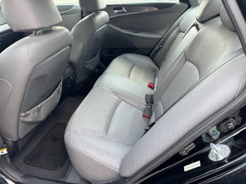 Used 2012 Hyundai Sonata Limited w/ Ultimate Pkg image 7