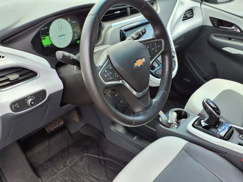 Used 2020 Chevrolet Bolt Premier w/ Infotainment Package image 10