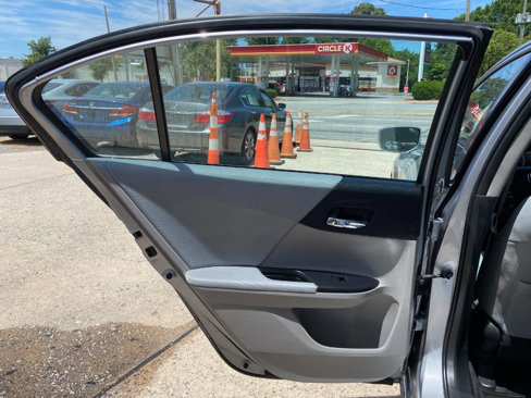 Used 2017 Honda Accord LX image 11