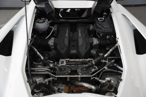Used 2024 Lamborghini Revuelto image 53
