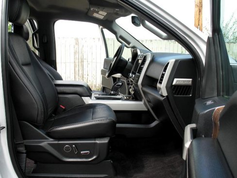 Used 2017 Ford F150 Lariat image 36