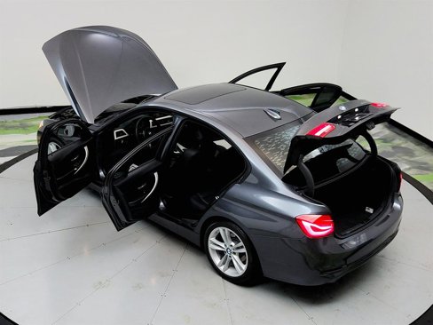 Used 2017 BMW 320i Sedan image 38