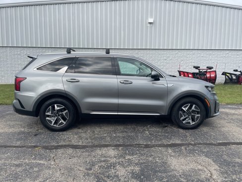 Used 2021 Kia Sorento EX image 18