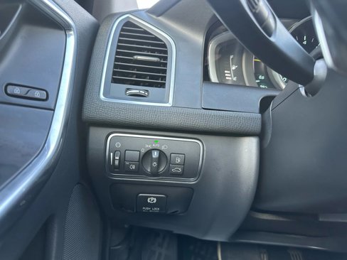 Used 2015 Volvo XC60 T6 Premier Plus image 17