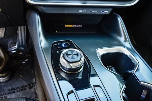 Used 2025 Lexus RZ 300e image 27
