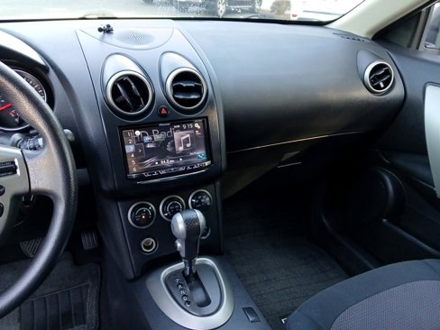 Used 2013 Nissan Rogue SV w/ Premium Pkg image 22