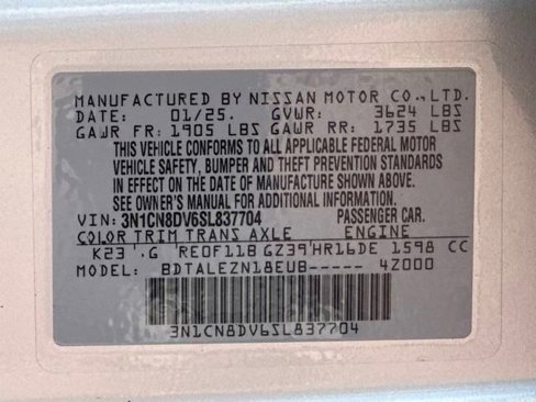Used 2025 Nissan Versa S w/ Trunk Package image 31