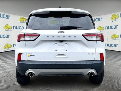 Used 2022 Ford Escape SE w/ Cold Weather Package image 4