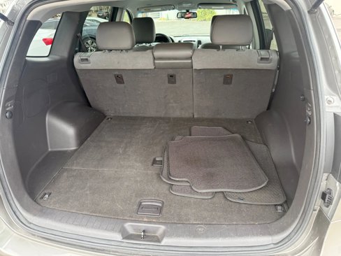 Used 2012 Hyundai Santa Fe SE image 13