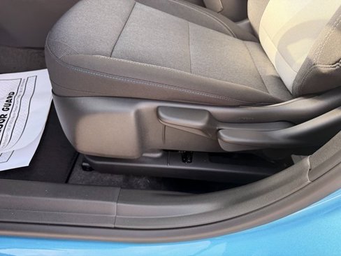 New 2026 Chevrolet Trax LS image 21