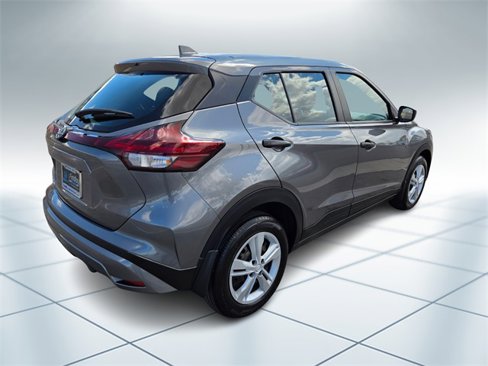 Used 2024 Nissan Kicks S image 4