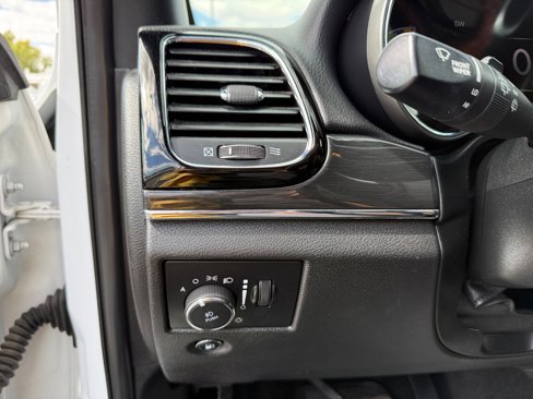 Used 2019 Jeep Grand Cherokee Trailhawk image 24