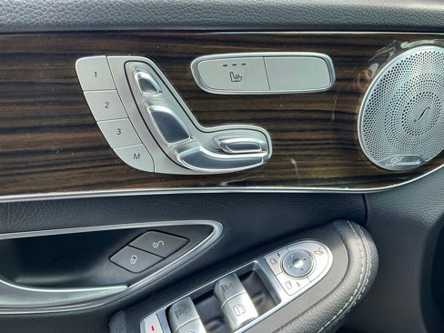 Used 2018 Mercedes-Benz C 300 4MATIC Sedan image 21