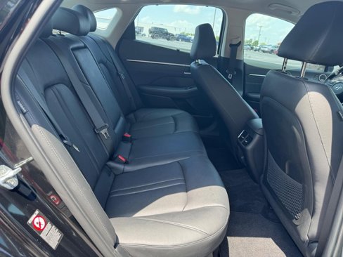 Used 2022 Hyundai Sonata Limited image 10
