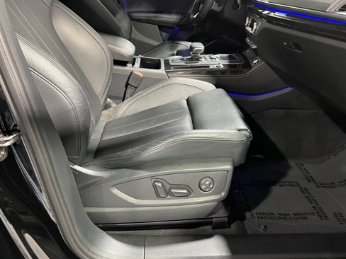 Used 2018 Audi Q5 Prestige w/ Prestige Package image 34