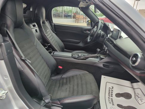 Used 2017 FIAT 124 Spider Abarth image 20