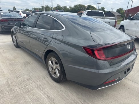Used 2021 Hyundai Sonata SE image 3