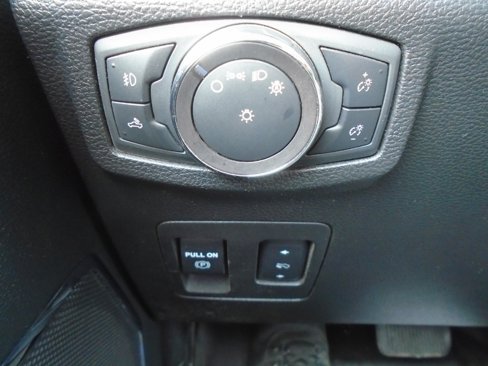 Used 2019 Ford F150 Lariat w/ Equipment Group 501A Mid image 23