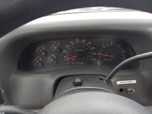 Used 1999 Ford F350 XL image 10