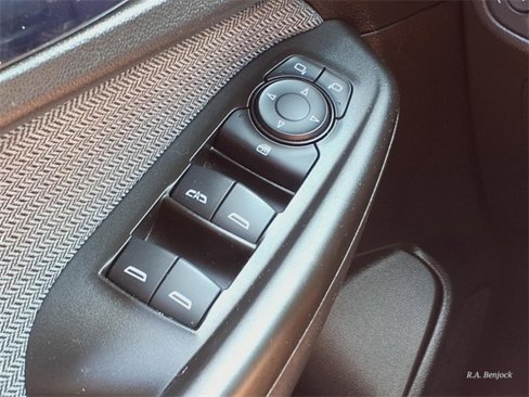 Used 2021 Chevrolet TrailBlazer LT w/ Driver Confidence Package image 15