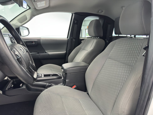 Used 2022 Toyota Tacoma SR image 12