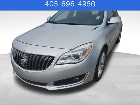 Used 2015 Buick Regal image 1