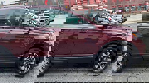 Used 2019 Honda CR-V LX image 2