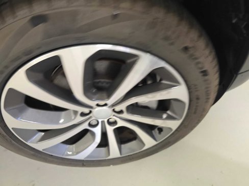 Certified 2023 Land Rover Discovery Sport SE image 9