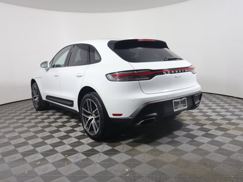 New 2025 Porsche Macan image 3