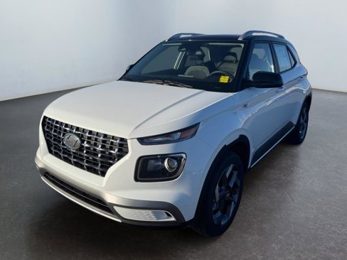 New 2026 Hyundai Venue image 1