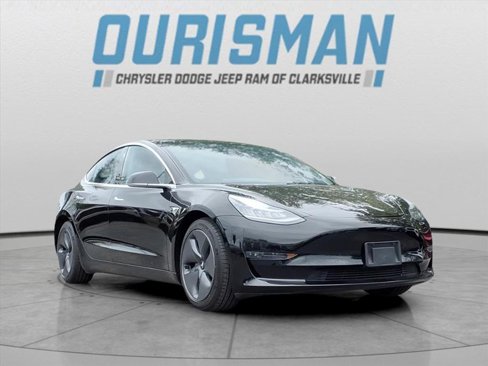 Used 2020 Tesla Model 3 Standard Range image 1