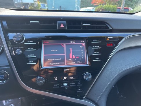 Used 2020 Toyota Camry SE image 14