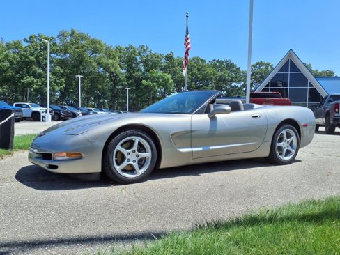 Used 2001 Chevrolet Corvette Convertible w/ Preferred Equipment Group2 image 20
