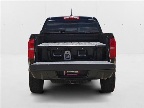 Used 2018 Chevrolet Colorado ZR2 w/ ZR2 Midnight Special Edition image 6