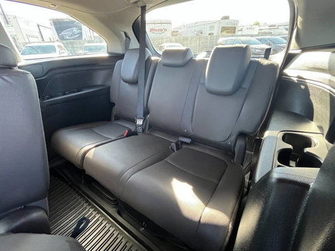 Used 2018 Honda Odyssey EX-L image 22
