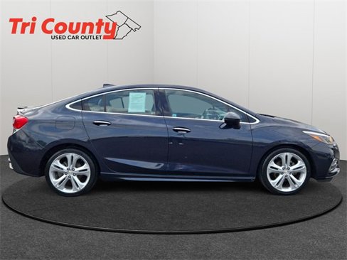 Used 2016 Chevrolet Cruze Premier image 9