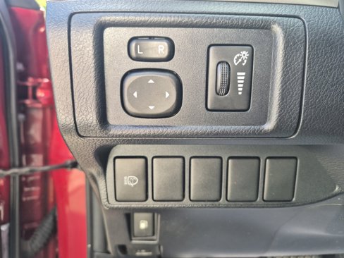 Used 2011 Lexus CT 200h image 15